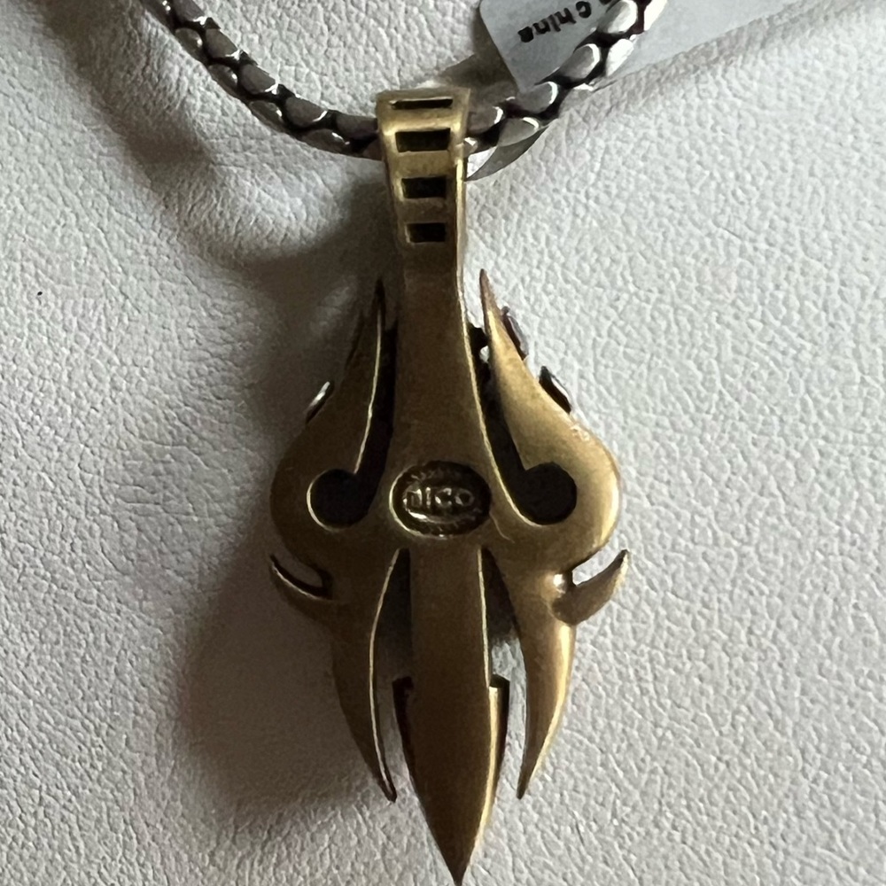 Bico 🌟HP🌟Australian Jewelry Pendant - Picture 2 of 3